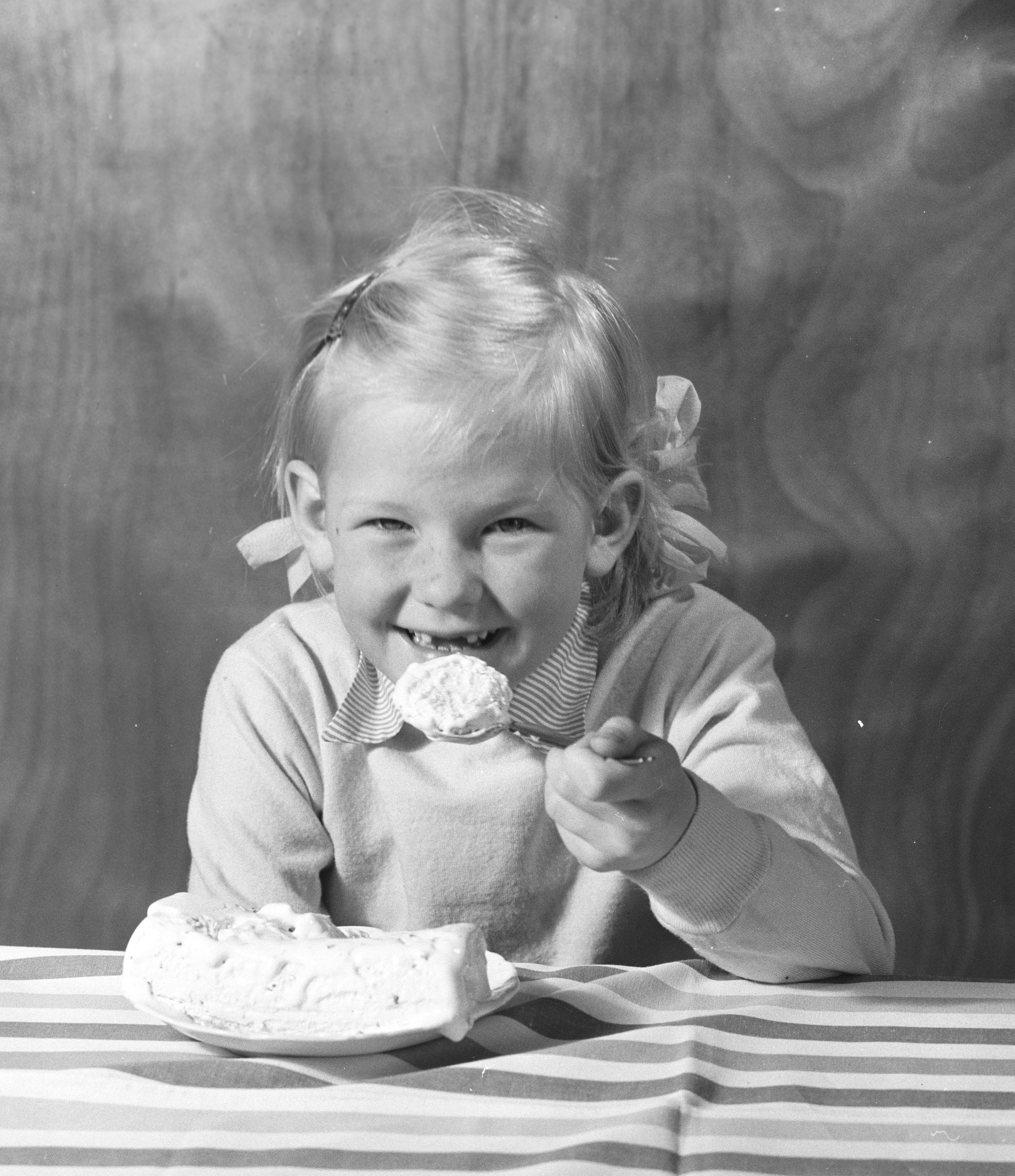 På 50-talet uppmuntrade en läkartidning föräldrar att ge sina febersjuka barn glass.